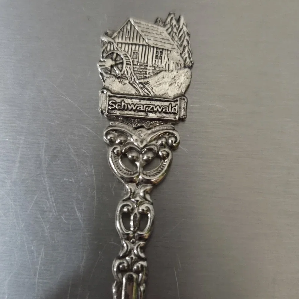 Vintage Collectible Souvenir Spoon Schwarzwald Germany In‎ Box